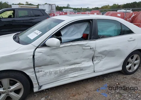 2011 Toyota Camry Se from USA, damaged, VIN 4T1BF3EK1BU740148